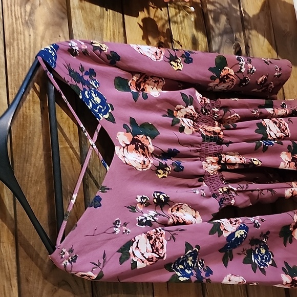 Women's Floral Romper size XL - Picture 4 of 5